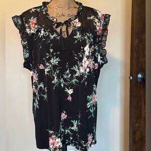 Darling floral blouse-New with tag!